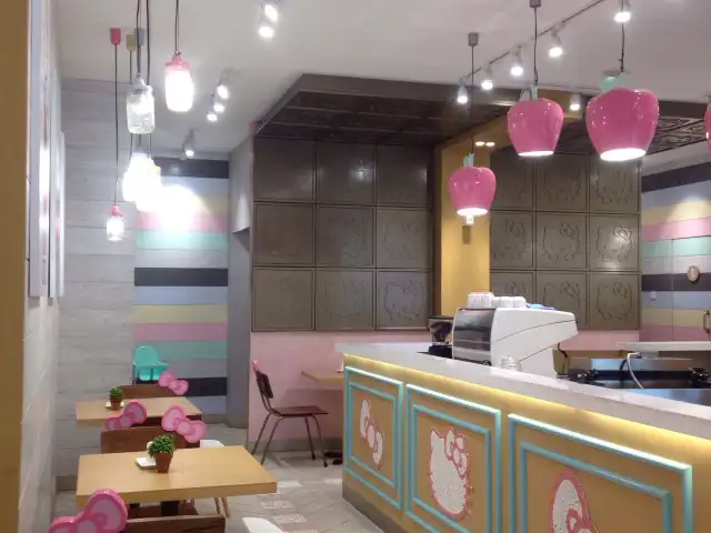 Gambar Makanan Hello Kitty Cafe 9