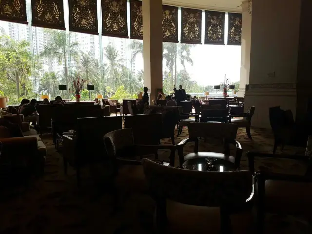 Gambar Makanan Lobby Lounge - Shangri-La Hotel 7