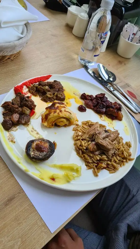 Rumeli Kardesler Sofrasi'nin yemek ve ambiyans fotoğrafları 48