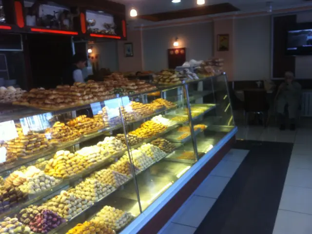 İkram Pasta Cafe'nin yemek ve ambiyans fotoğrafları 3