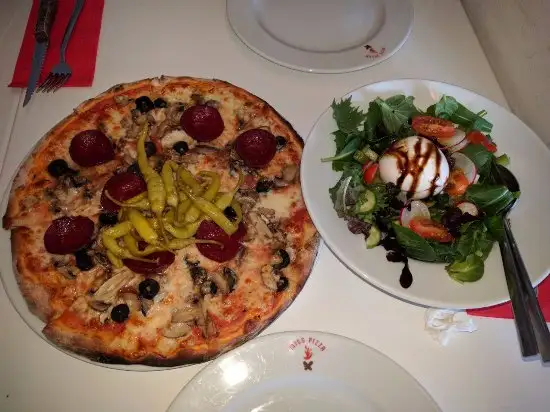 Miss Pizza'nin yemek ve ambiyans fotoğrafları 24
