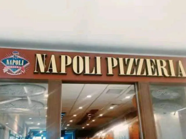 Napoli Pizzeria Food Photo 12