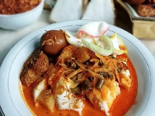 Ayam Geprek, Lontong Sayur dan Es Blend Junaka, Mergangsan