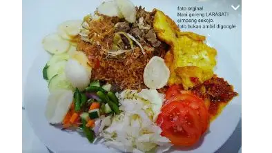 Nasi Goreng Larasati, Residen Abdul Rozak