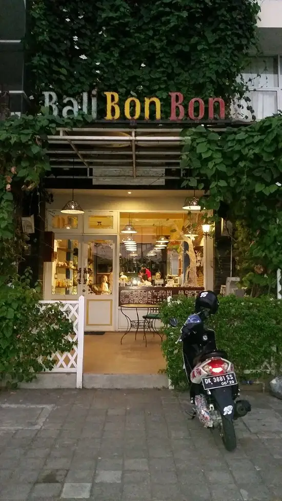 Gambar Makanan Bali Bon Bon 18