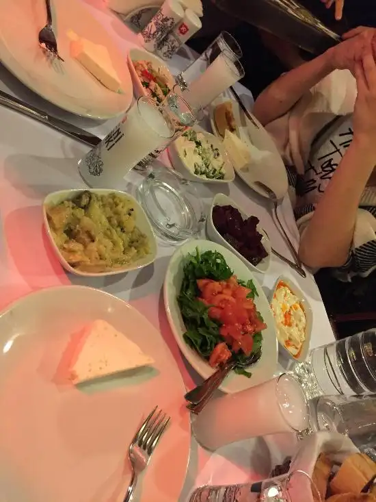 Zeytinli Restoran'nin yemek ve ambiyans fotoğrafları 17