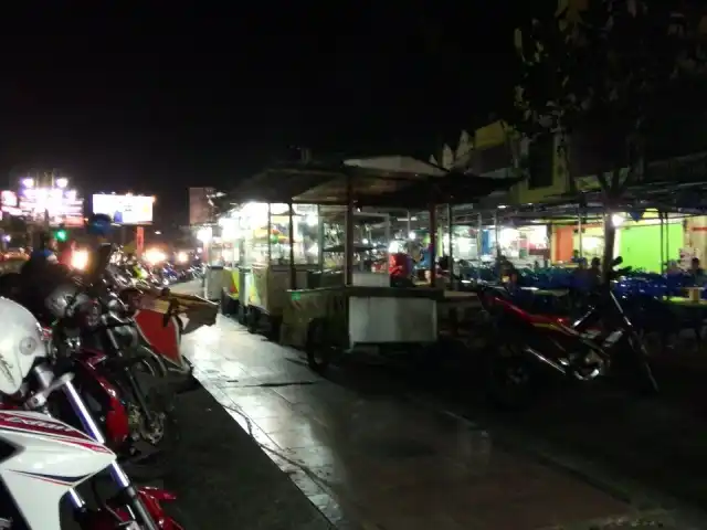 Gambar Makanan Street Food Simpang Surabaya 9