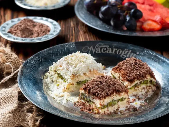 Gaziantep Nacaroğlu Baklavaları