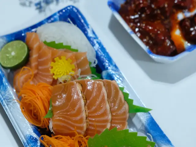 Gambar Makanan Sushi & Sashimi 9