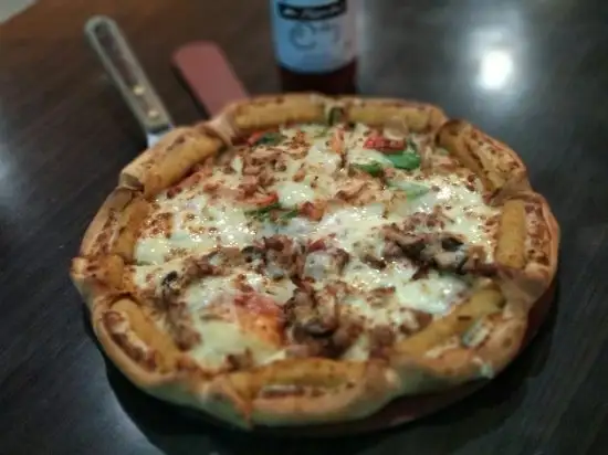 Gambar Makanan Pizza Hut - Gajah Mada Plaza 4