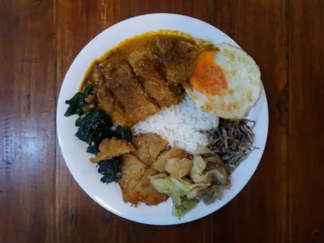 Gambar Makanan ChopperFish&ChickenCurry 9