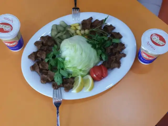 çiğ köfte dünyası havuzlubahçe'nin yemek ve ambiyans fotoğrafları 1