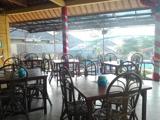 Gambar Makanan Betesda Recreational Park Restaurant 2