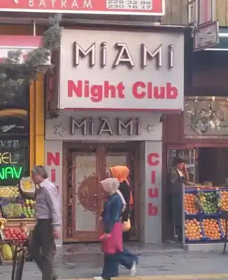 Miami Night Club'nin yemek ve ambiyans fotoğrafları 1