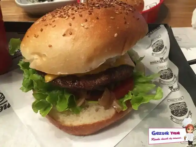 The Burger Station'nin yemek ve ambiyans fotoğrafları 5