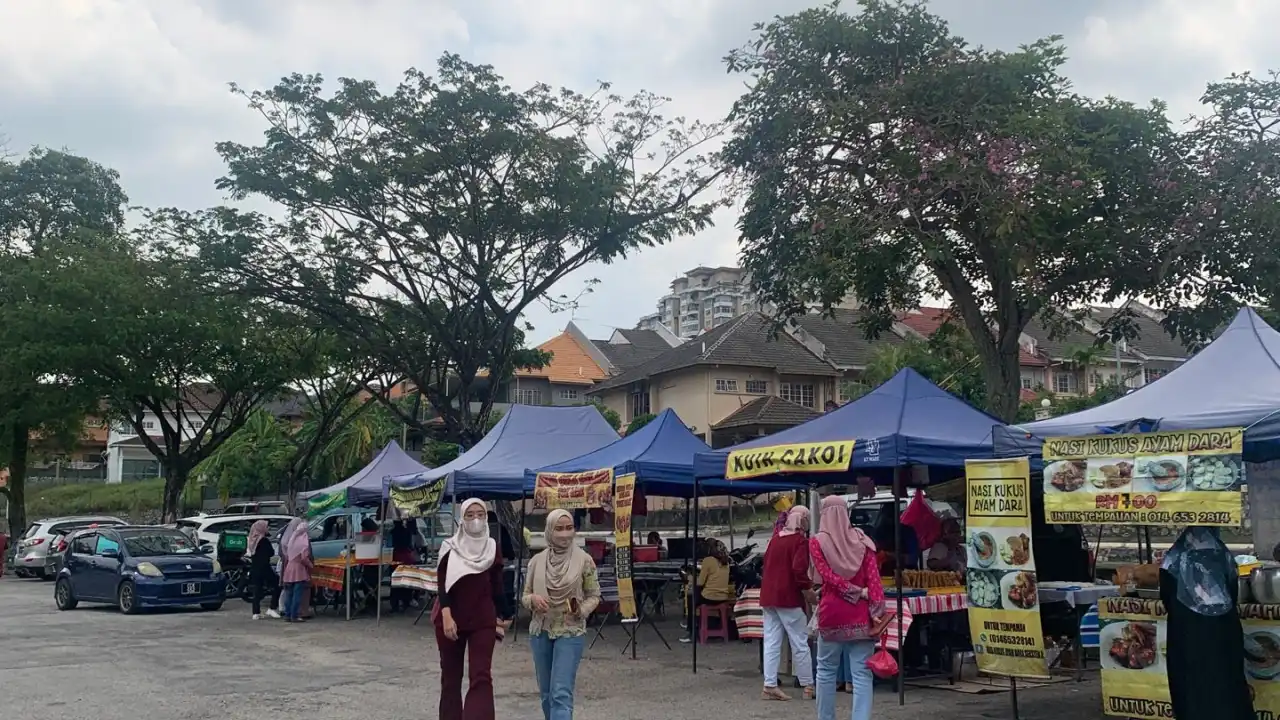 TAPAK Urban Street Dining @ Seksyen 9