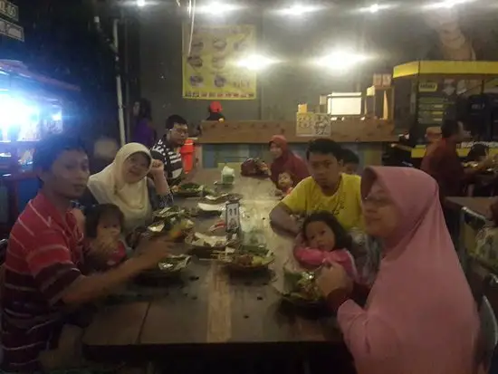 Gambar Makanan Waroeng Kroepoek 17