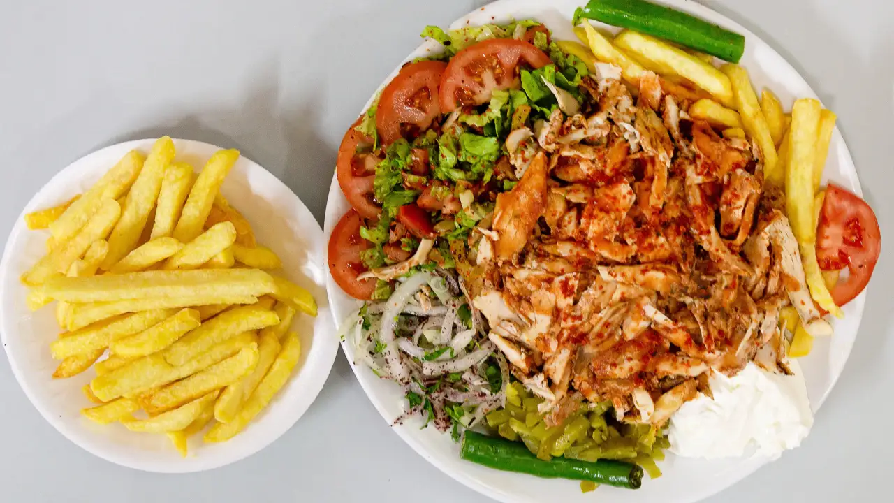 Küçük Konak Hatay Usulü Soslu Döner