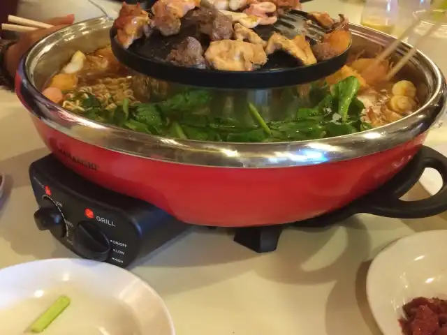 Makette Steamboat and Grill Food Photo 14