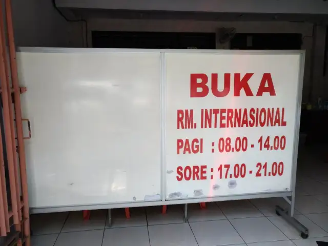 Gambar Makanan Rumah Makan International 4