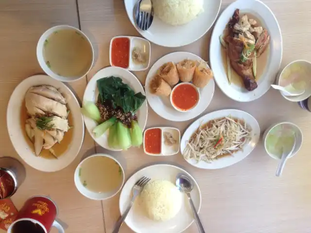 The Chicken Rice Shop Food Photo 9