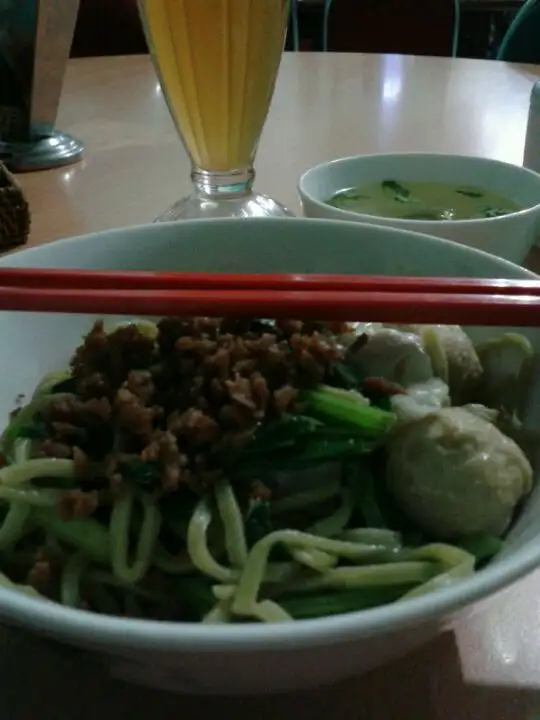 Gambar Makanan Kedai Mie Vegetarian 12