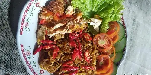 Ayam Geprak Kremes Dan Nasi Goreng 2 Putri, Infeksi Kyai Damar