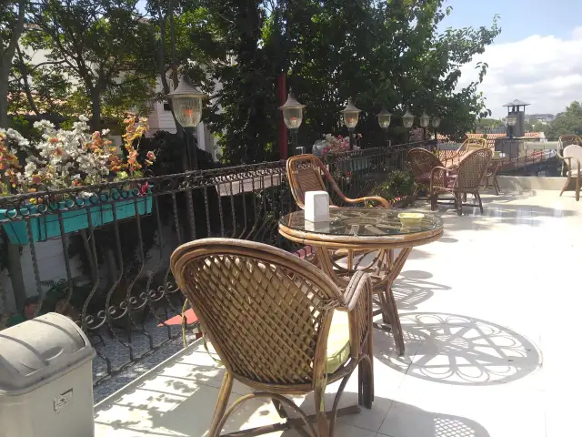 Hotel Beyaz Köşk & Cafe'nin yemek ve ambiyans fotoğrafları 6