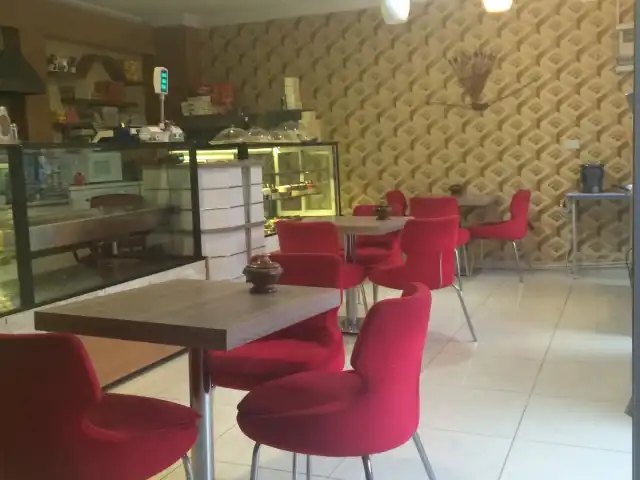 Miraç Tadım Pastane Cafe'nin yemek ve ambiyans fotoğrafları 6