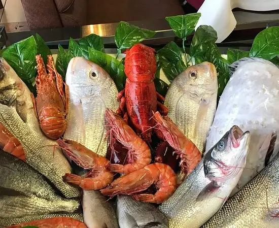 Rainbow Fish & Meat Restaurant'nin yemek ve ambiyans fotoğrafları 6