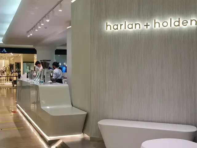 Gambar Makanan Harlan + Holden Because Coffee 5