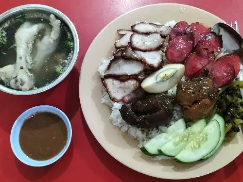 Nasi Ayam & Kari Hengki 88