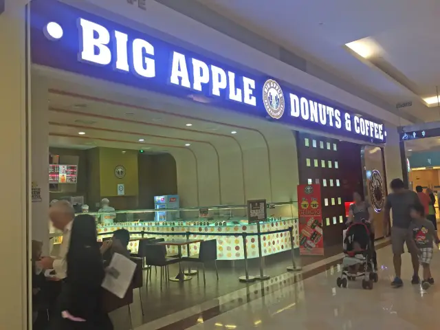 Big Apple Donuts & Coffee Food Photo 3