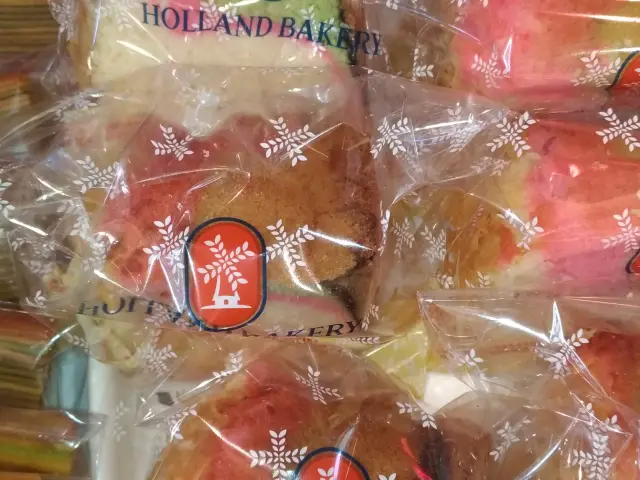 Gambar Makanan Holland Bakery 2