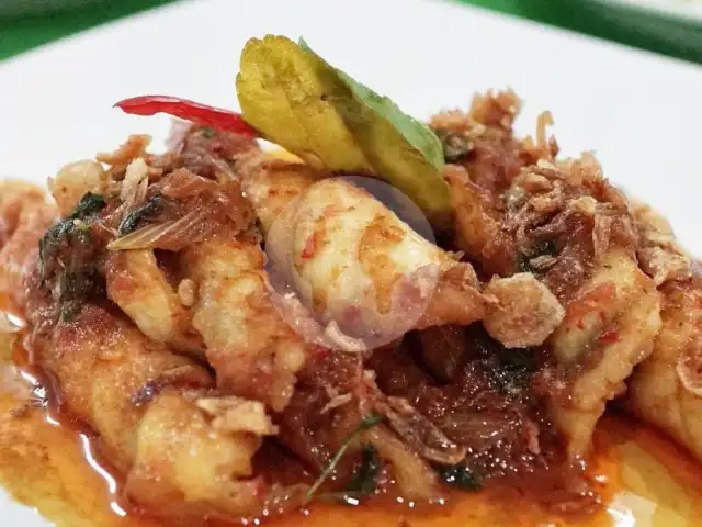 Gambar Makanan Sup Kepala Ikan Damena, Cok Agung Tresna 7