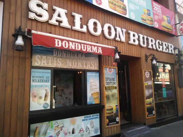 Saloon Burger'nin yemek ve ambiyans fotoğrafları 17