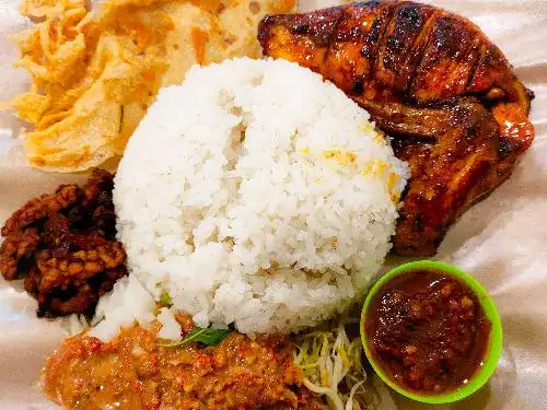 Nasi pecel & Ayam Bakar KHAS Jawa