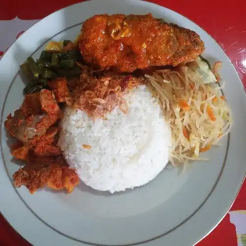 Gambar Makanan Nasi Campur Irsyad Ahmad Yani 3