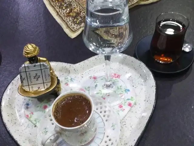 Leylek Chocalate Cafe
