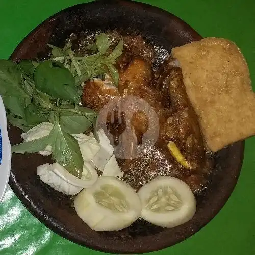 Gambar Makanan Soto Ayam Dan Lalapan Lamongan, Bromo 14