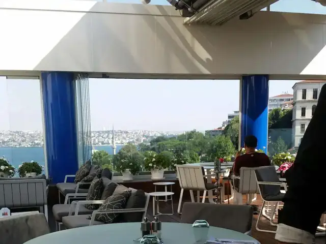 Bleu Lounge - The Ritz-Carlton, Istanbul'nin yemek ve ambiyans fotoğrafları 17