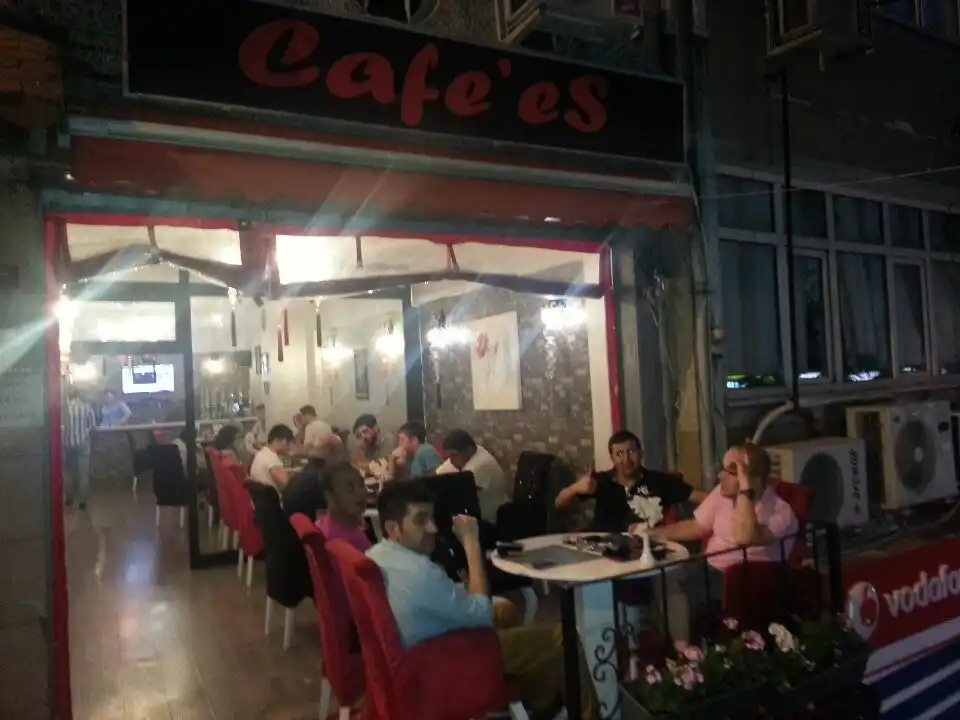 Cafe'es