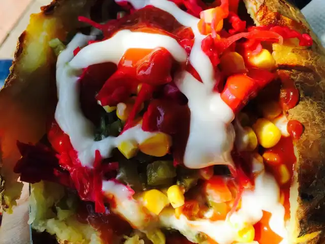 Kanlıca Waffle Kumpir'nin yemek ve ambiyans fotoğrafları 2