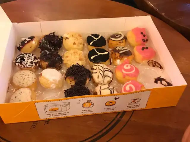 J.CO Donuts & Coffee Food Photo 5