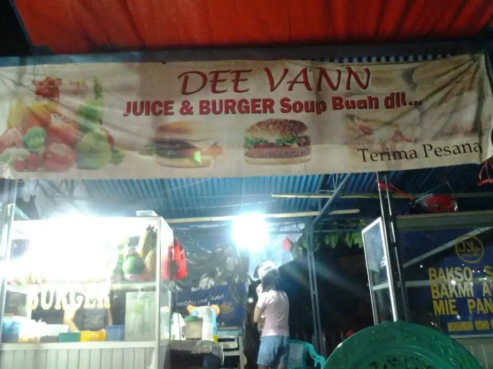 Kuliner malam terminal mempawah