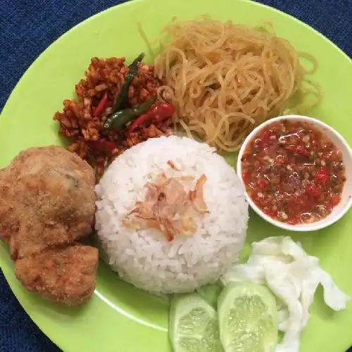 Gambar Makanan Bubur Ayam & Ayam Penyet Rebung, Kinibalu 8