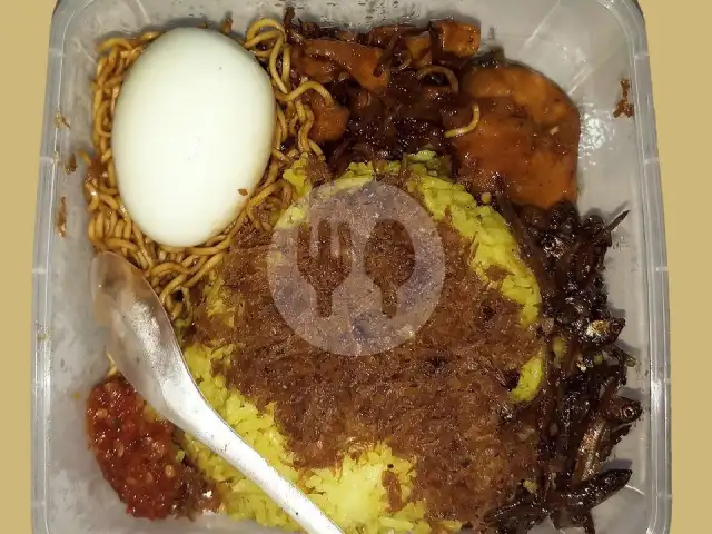 Gambar Makanan Songkolo Dan Nasi Kuning DG Malia, Racing Center 2