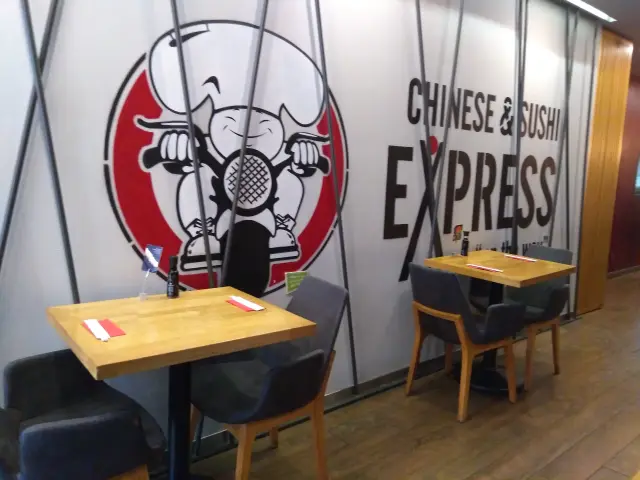 Chinese & Sushi Express'nin yemek ve ambiyans fotoğrafları 21