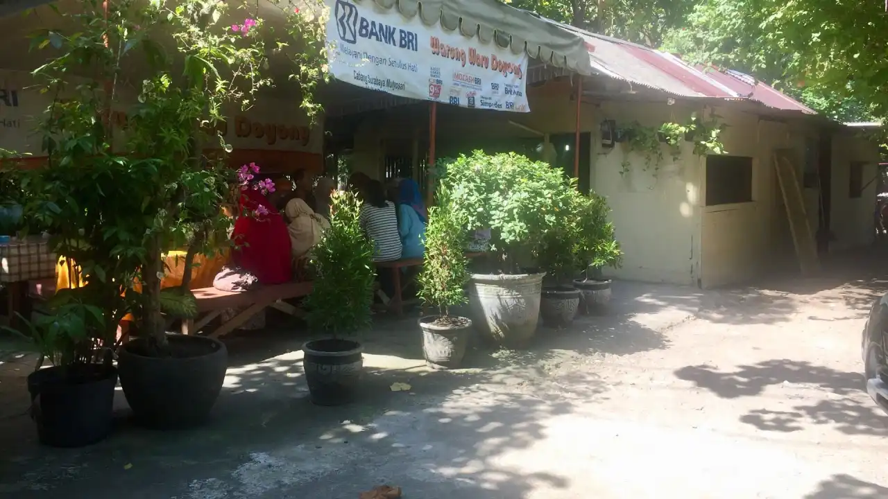 Warung "waru Doyong" (Tenggilis Timur Dalam Sby)