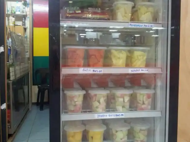 Kiosk Buah Potong Food Photo 12